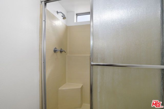 22911 Banyan Place 242, Santa Clarita, CA 91390