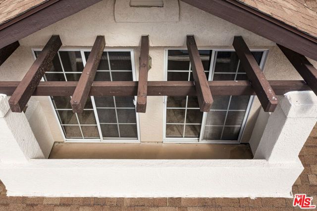 22911 Banyan Place 242, Santa Clarita, CA 91390