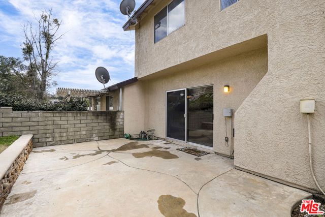 22911 Banyan Place 242, Santa Clarita, CA 91390