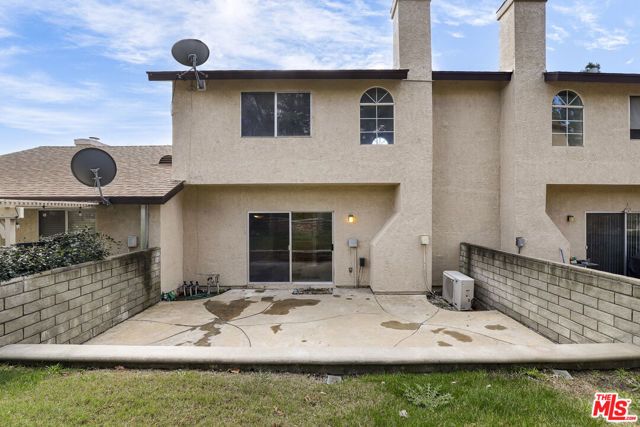 22911 Banyan Place 242, Santa Clarita, CA 91390