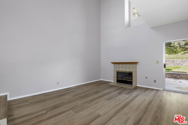 22911 Banyan Place 242, Santa Clarita, CA 91390