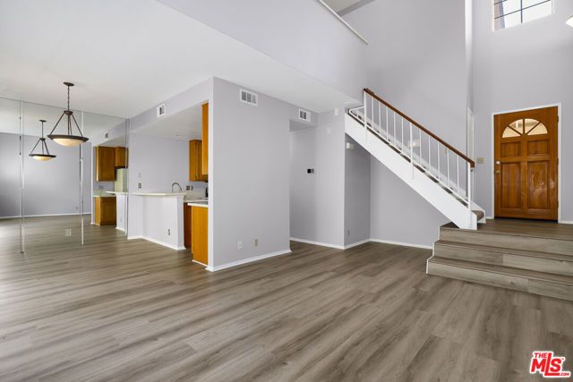 22911 Banyan Place 242, Santa Clarita, CA 91390