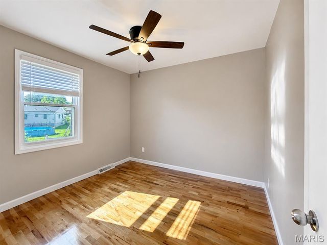 9775 Radio Drive, St Louis, MO 63123