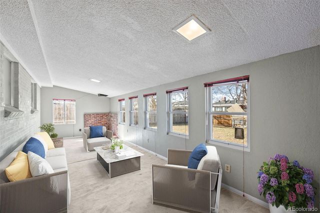 3219 Uvalda Street, Aurora, CO 80011