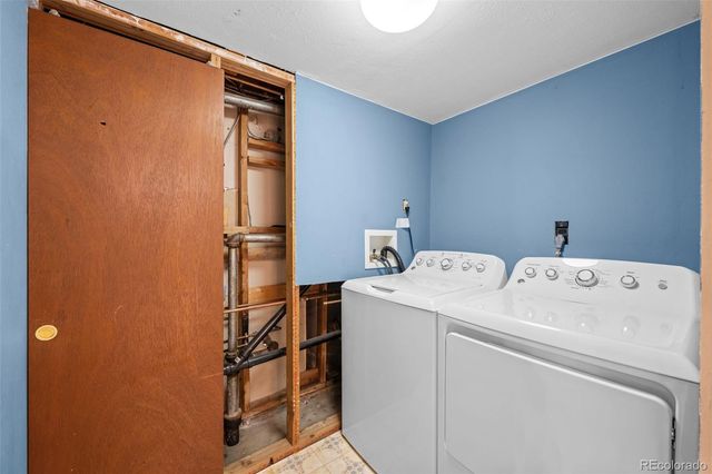 3219 Uvalda Street, Aurora, CO 80011