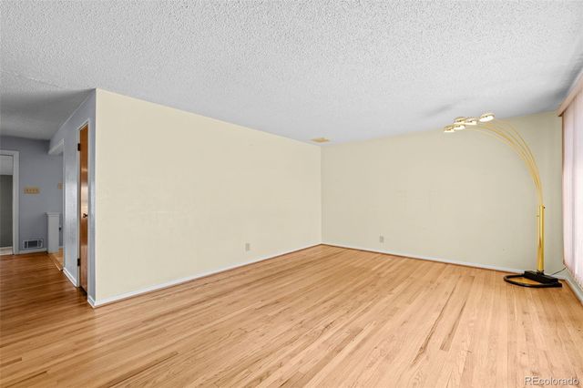 3219 Uvalda Street, Aurora, CO 80011