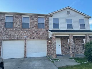 1300 Dundee Drive, Arlington, TX 76002