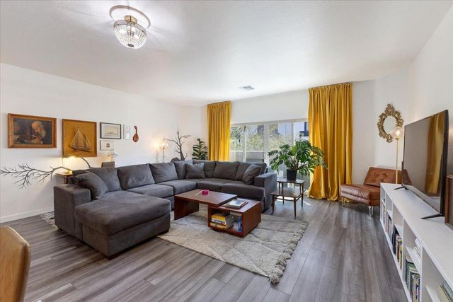7842 N 20TH Glen, Phoenix, AZ 85021