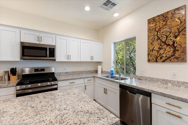 7842 N 20TH Glen, Phoenix, AZ 85021