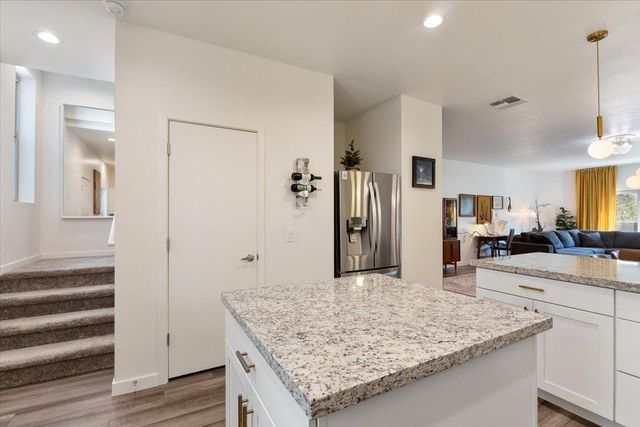 7842 N 20TH Glen, Phoenix, AZ 85021