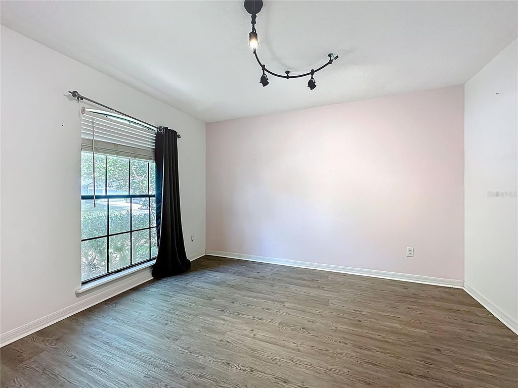 Image 15 of property listing at 3371 CLASSIC OAK COURT, Orange Park, FL 32065