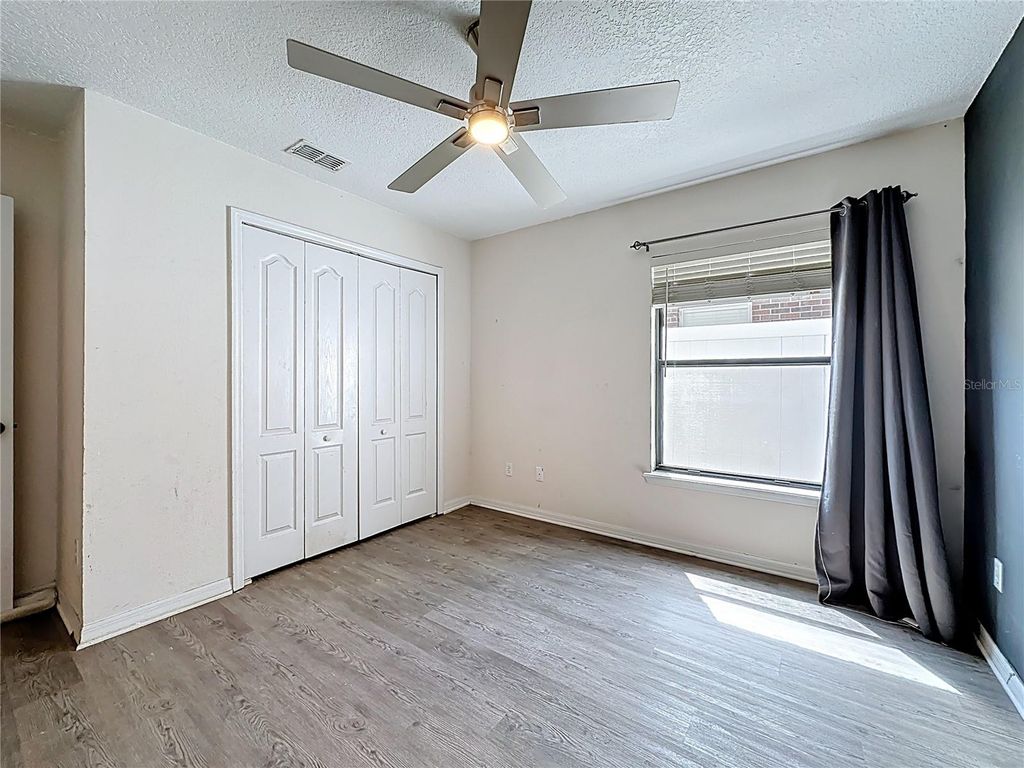 Image 19 of property listing at 3371 CLASSIC OAK COURT, Orange Park, FL 32065