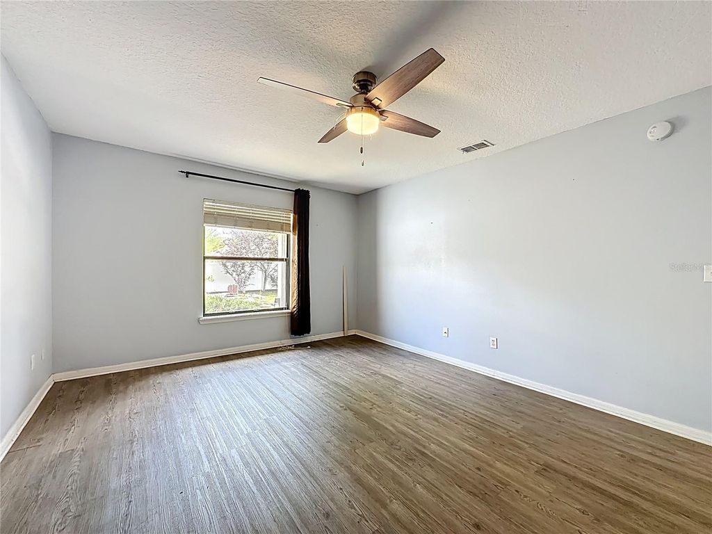 Image 23 of property listing at 3371 CLASSIC OAK COURT, Orange Park, FL 32065