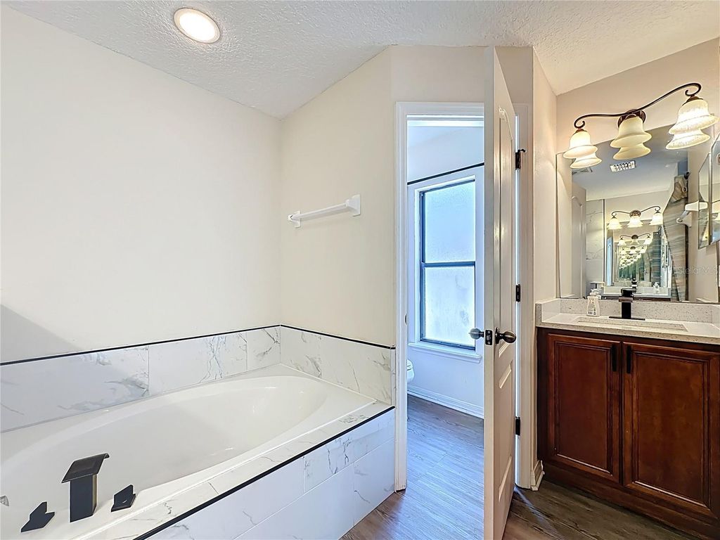 Image 30 of property listing at 3371 CLASSIC OAK COURT, Orange Park, FL 32065