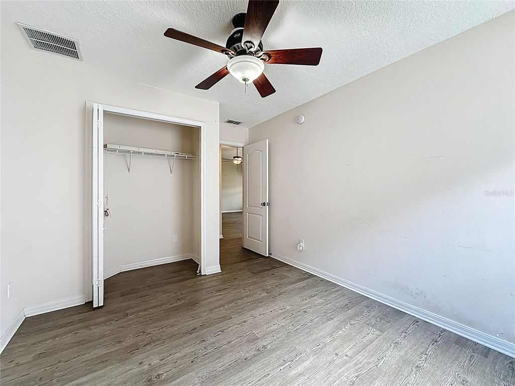 Image 34 of property listing at 3371 CLASSIC OAK COURT, Orange Park, FL 32065