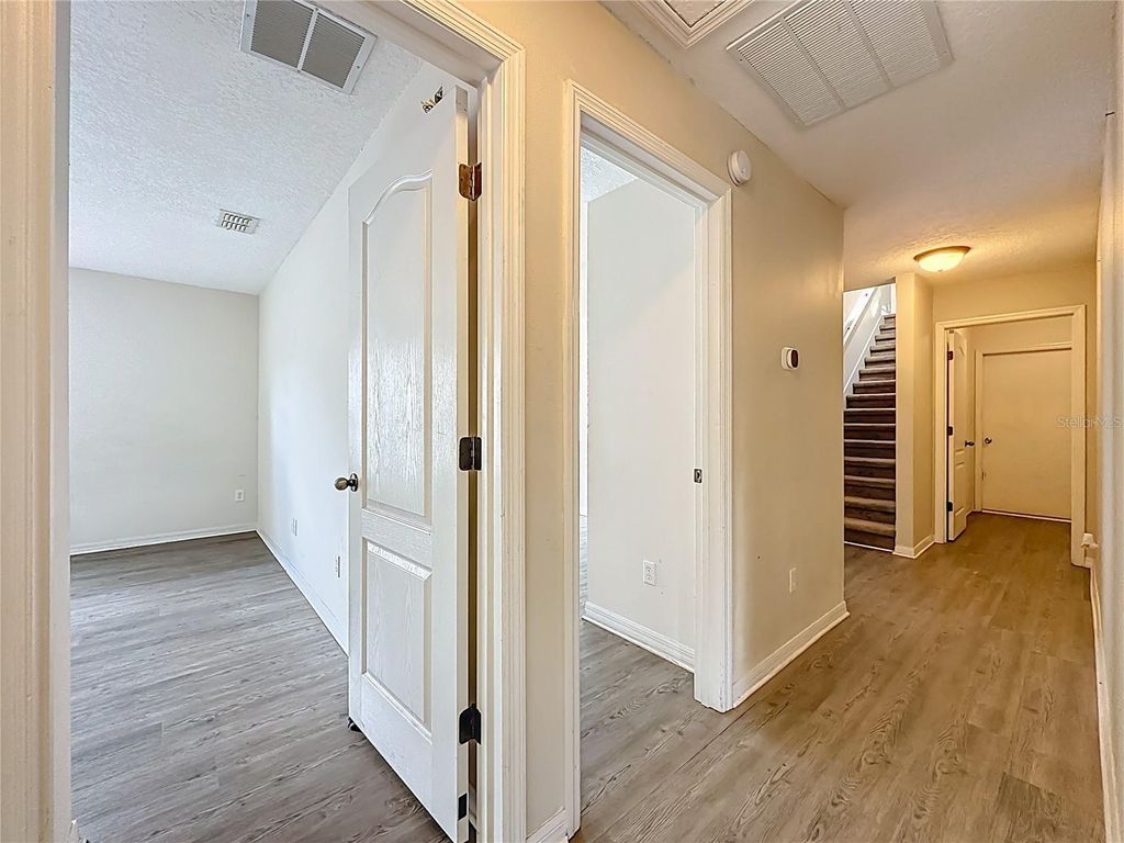 Image 39 of property listing at 3371 CLASSIC OAK COURT, Orange Park, FL 32065