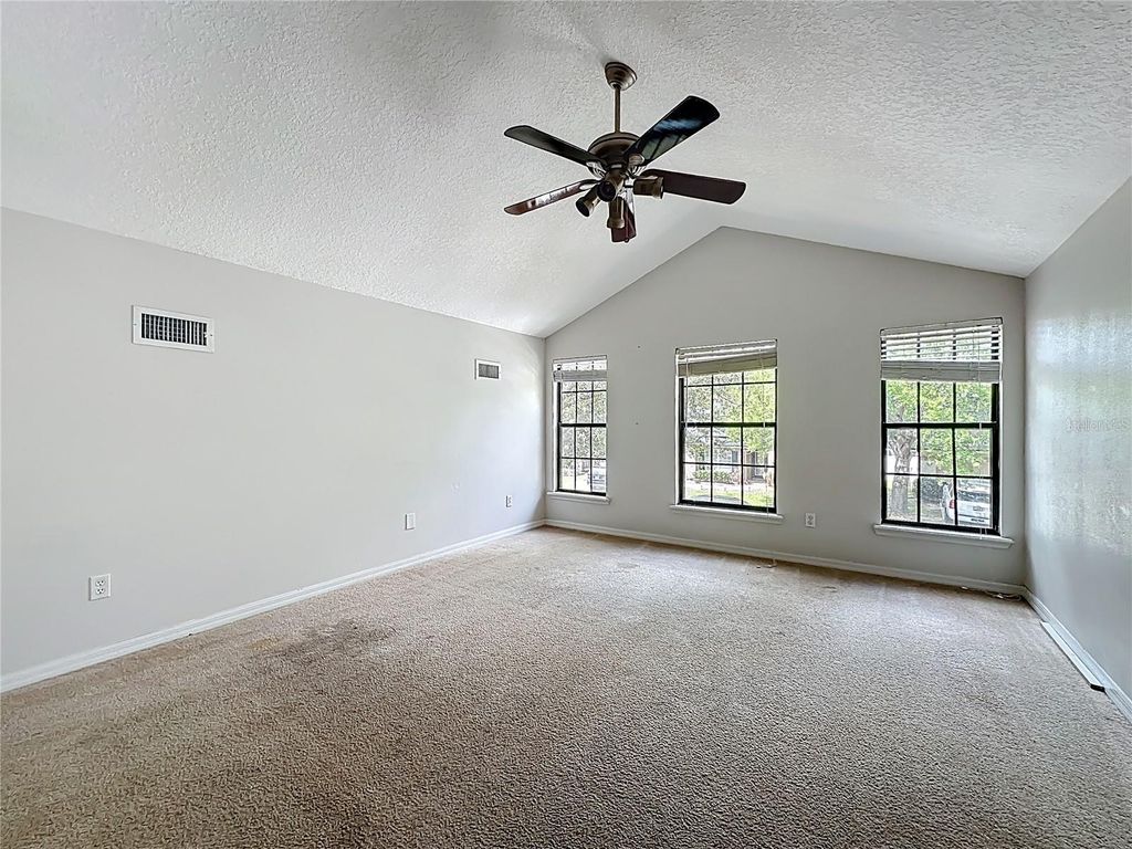 Image 43 of property listing at 3371 CLASSIC OAK COURT, Orange Park, FL 32065