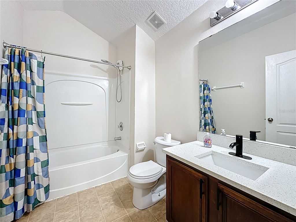 Image 46 of property listing at 3371 CLASSIC OAK COURT, Orange Park, FL 32065