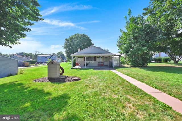 6 E CHURCH ST, Lebanon, PA 17046