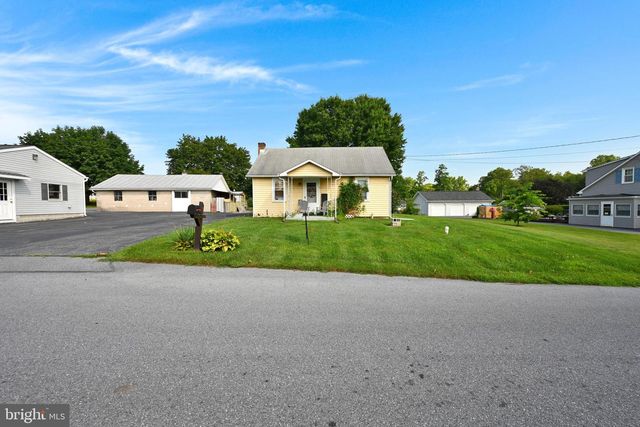 6 E CHURCH ST, Lebanon, PA 17046