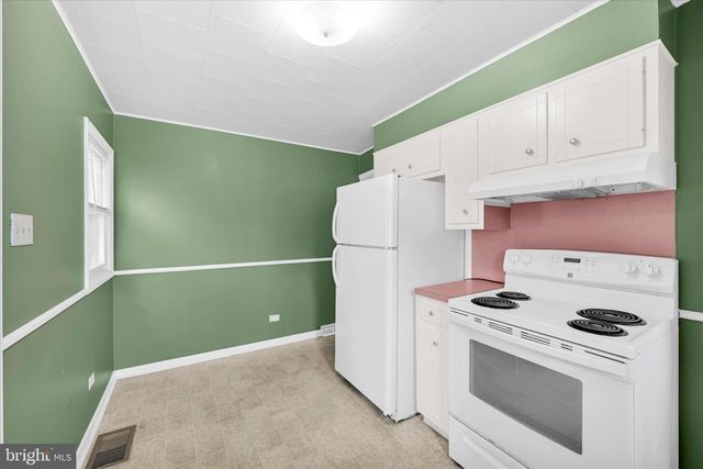 6 E CHURCH ST, Lebanon, PA 17046