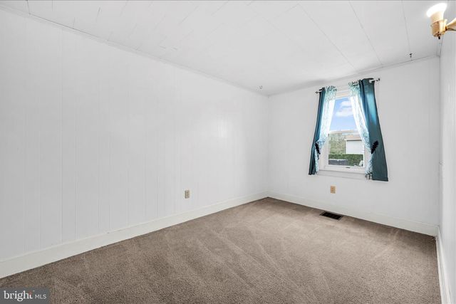 6 E CHURCH ST, Lebanon, PA 17046