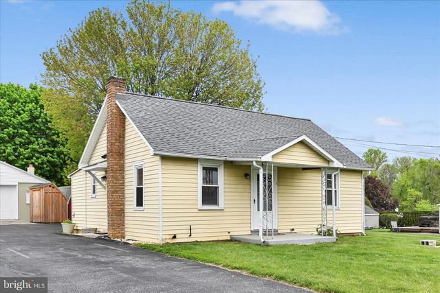 6 E CHURCH ST, Lebanon, PA 17046