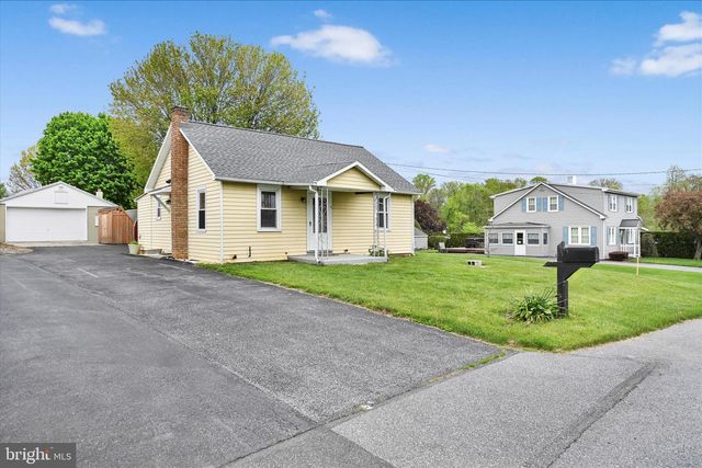 6 E CHURCH ST, Lebanon, PA 17046