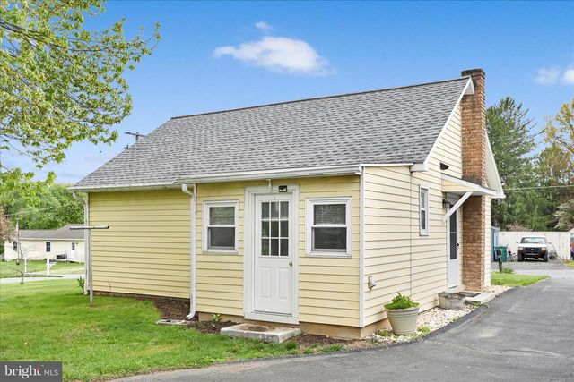 6 E CHURCH ST, Lebanon, PA 17046