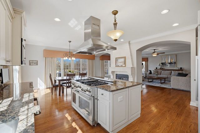 23056 Foxridge Court, Deer Park, IL 60010