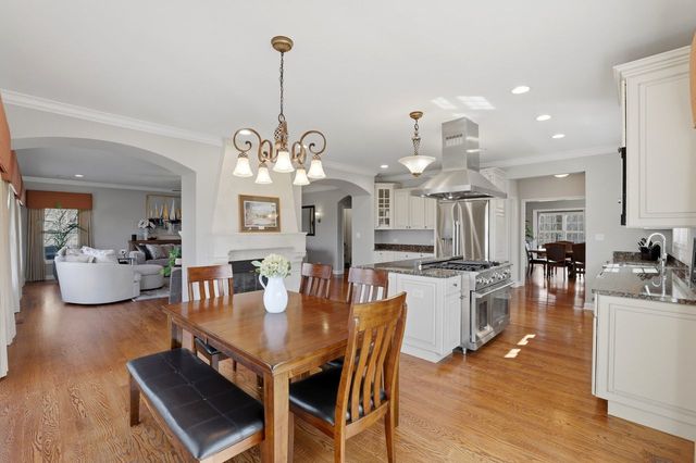 23056 Foxridge Court, Deer Park, IL 60010