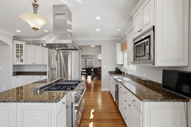 23056 Foxridge Court, Deer Park, IL 60010