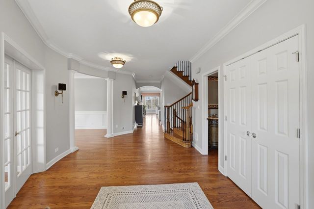 23056 Foxridge Court, Deer Park, IL 60010