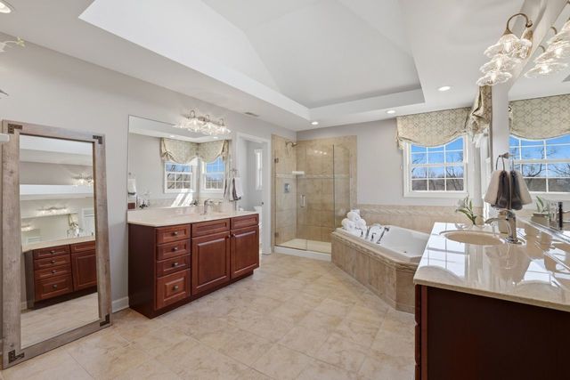 23056 Foxridge Court, Deer Park, IL 60010