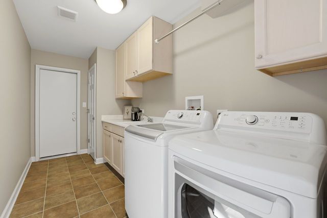 23056 Foxridge Court, Deer Park, IL 60010