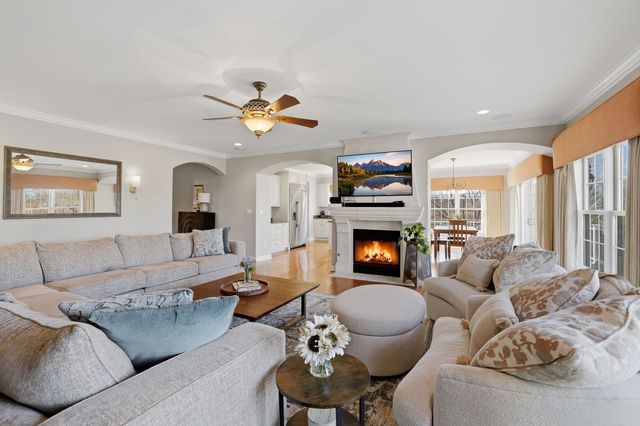 23056 Foxridge Court, Deer Park, IL 60010