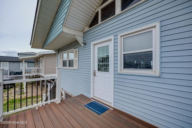 515 W Beach Drive, Oak Island, NC 28465