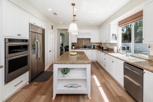 2883 Camino Serbal, Carlsbad, CA 92009