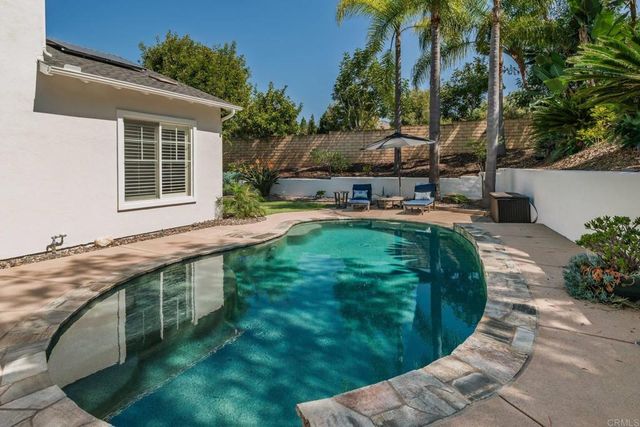 2883 Camino Serbal, Carlsbad, CA 92009