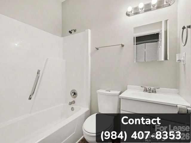 8139 Walnut Creek Lane, Charlotte, NC 28227