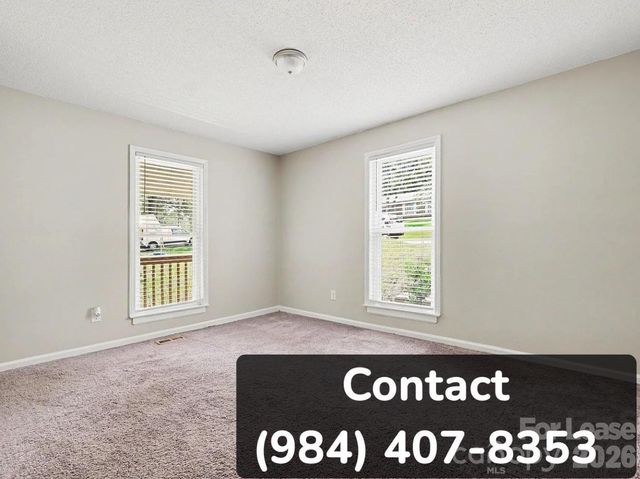 8139 Walnut Creek Lane, Charlotte, NC 28227