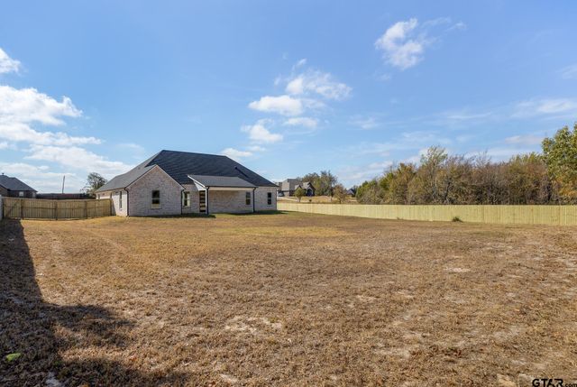 19383 Ridge Point Cir, Lindale, TX 75771