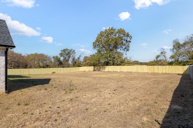 19383 Ridge Point Cir, Lindale, TX 75771