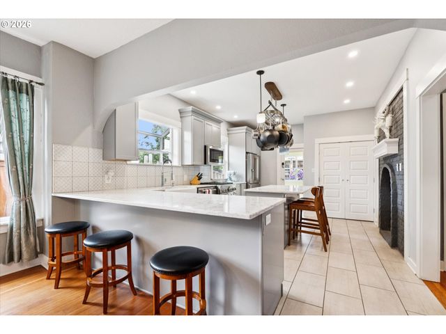5227 Se 43rd Ave, Portland, OR 97206