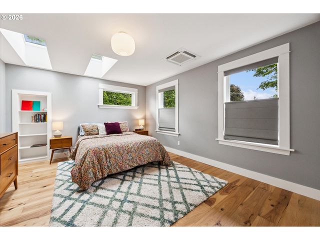 5227 Se 43rd Ave, Portland, OR 97206