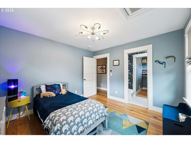 5227 Se 43rd Ave, Portland, OR 97206