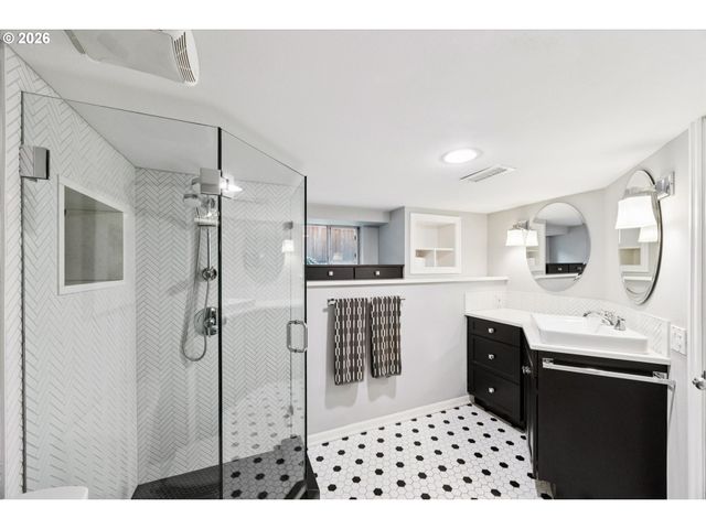 5227 Se 43rd Ave, Portland, OR 97206