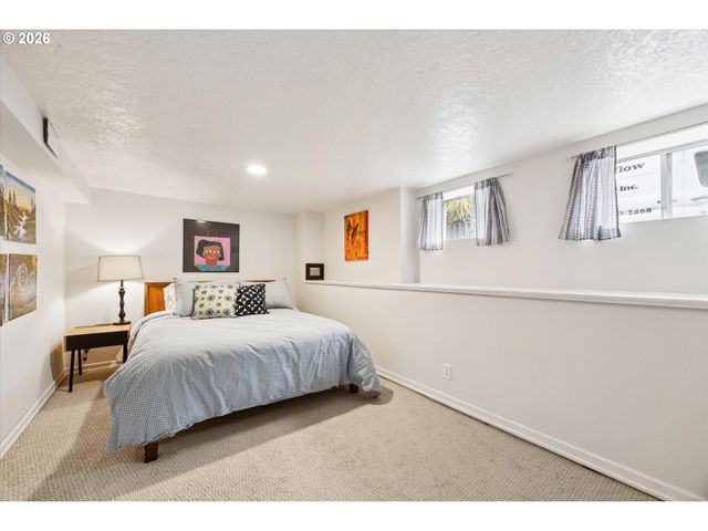 5227 Se 43rd Ave, Portland, OR 97206