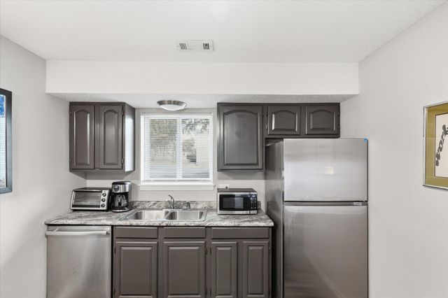 1802-1804 JUNIPER DR, Columbia, MO 65201