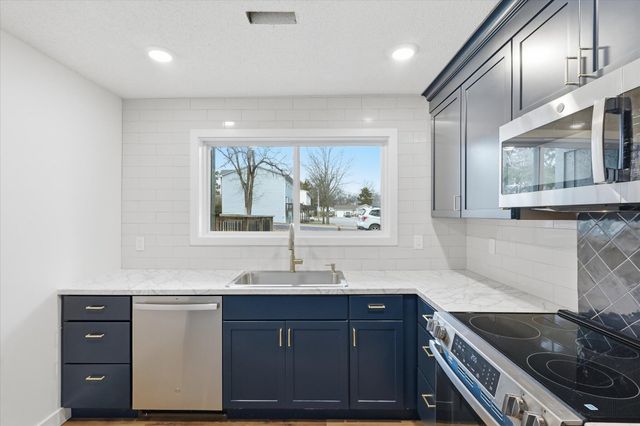 1802-1804 JUNIPER DR, Columbia, MO 65201